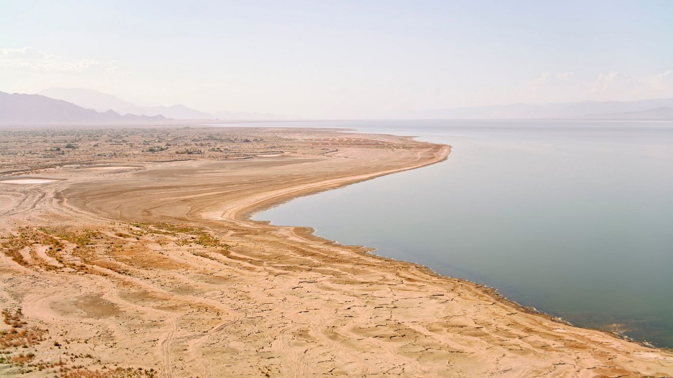 The vanishing Salton Sea: 